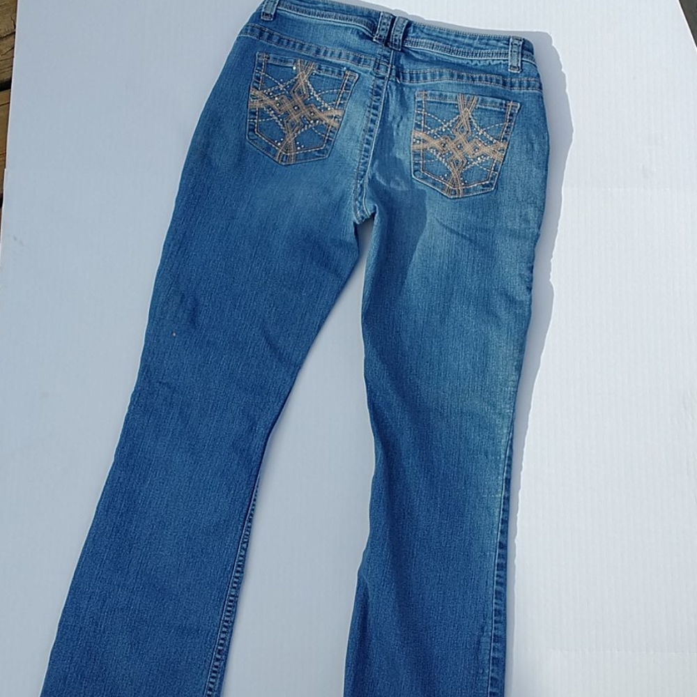 Apt 9 Jeans Size 6 - image 2